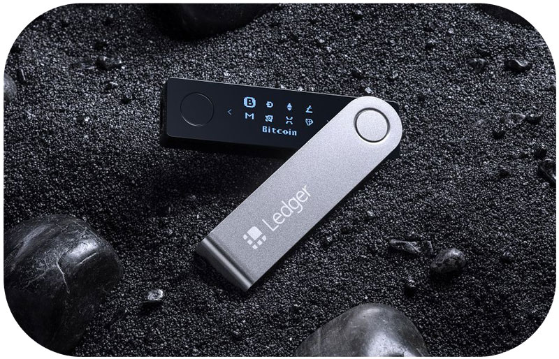کیف پول سخت افزاری Ledger Nano X
